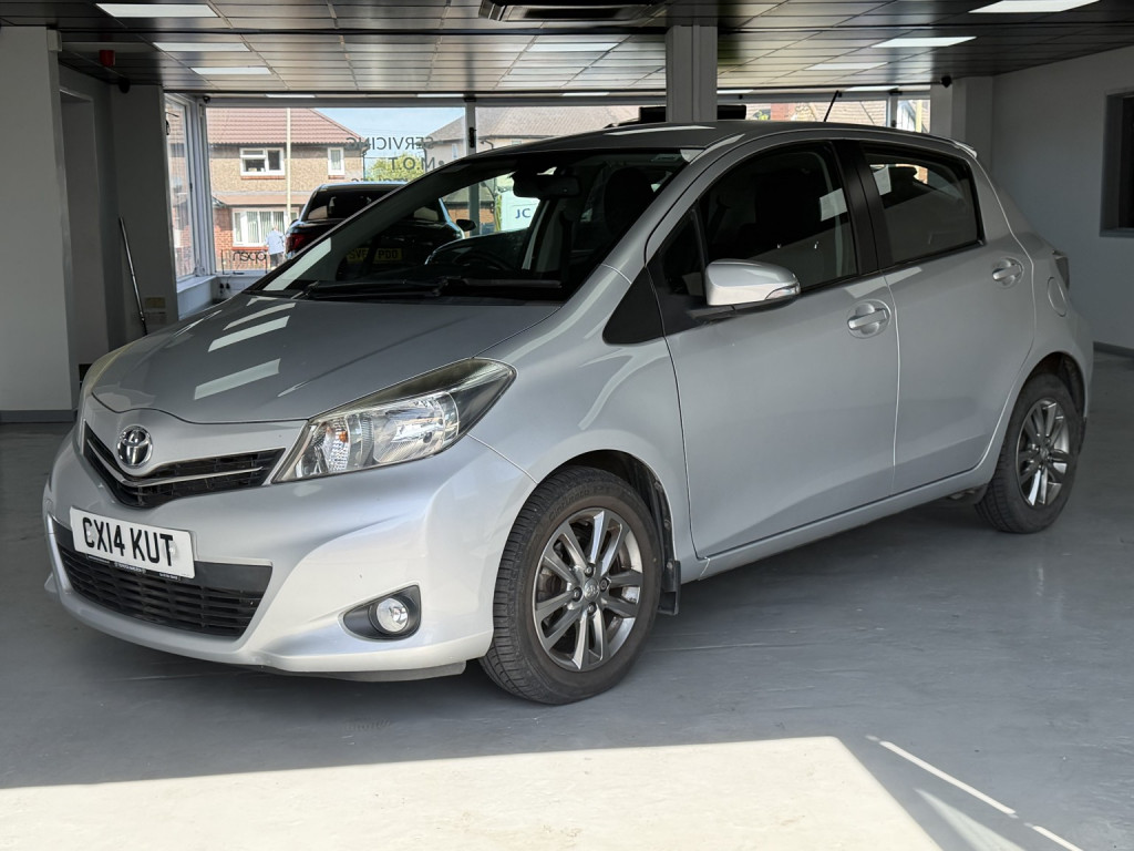 2014 Toyota YARIS