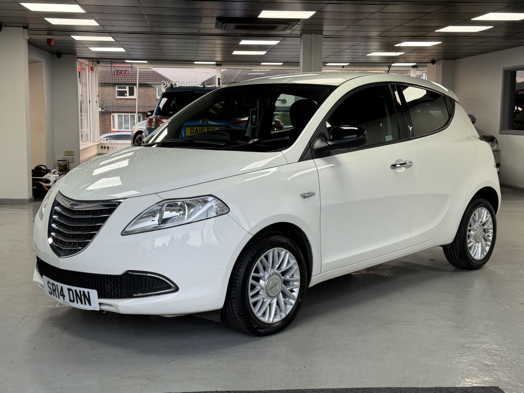 2014 Chrysler Ypsilon